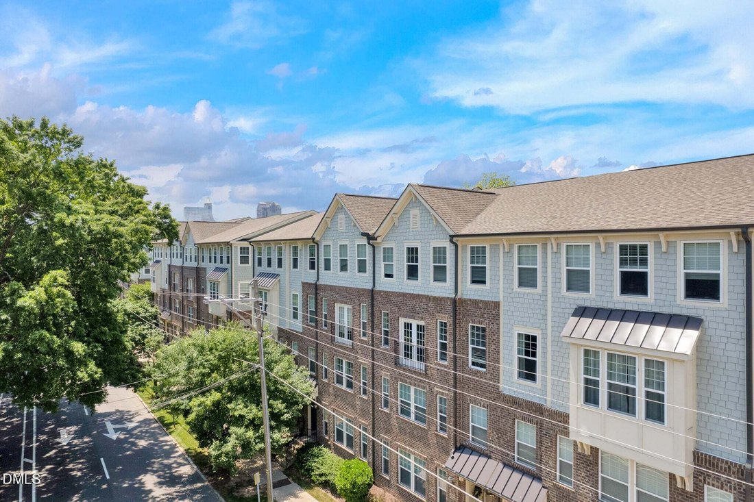 Condo in Raleigh, North Carolina, United States 1 - 18970102