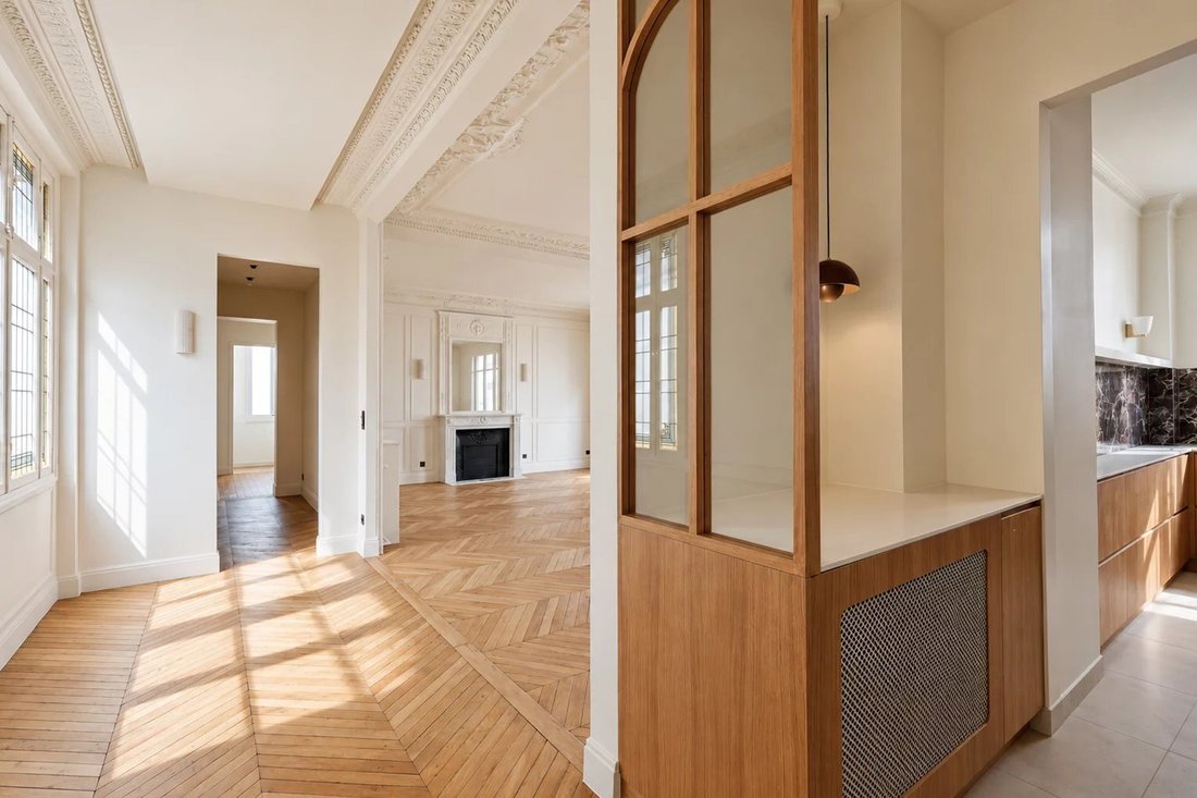 Apartment in Muette Sud, Paris 16e Arrondissement, Paris 4 - 18971416