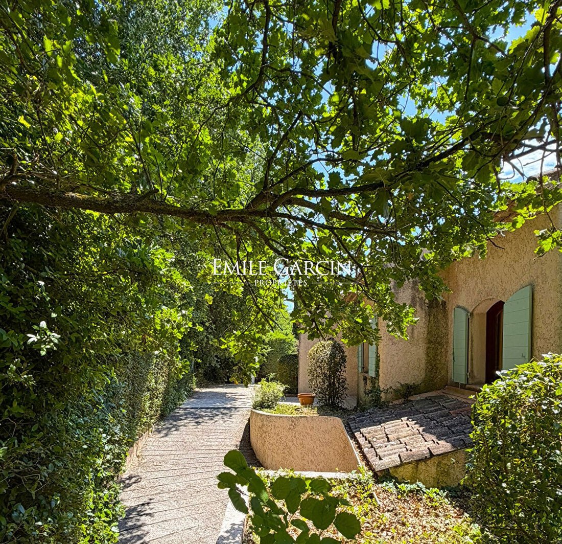 Villa in Granettes-Jauberte-Sainte Anne, Aix-en-Provence, France 2 - 18217803