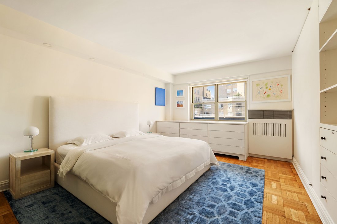 Co Op in New York, New York, United States 5 - 18973380