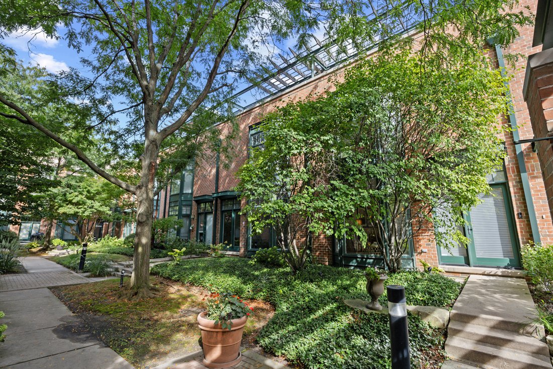 Villa in Oak Park, Illinois, United States 3 - 18975054