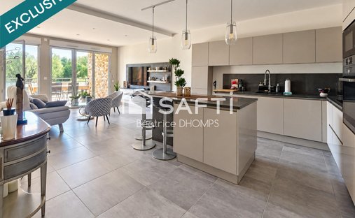 Apartment in Le Dramont-Agay-Anthéor-Le Trayas, Saint-Raphaël, France 1