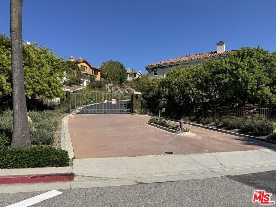 Condo in Los Angeles, California, United States 3 - 18973462