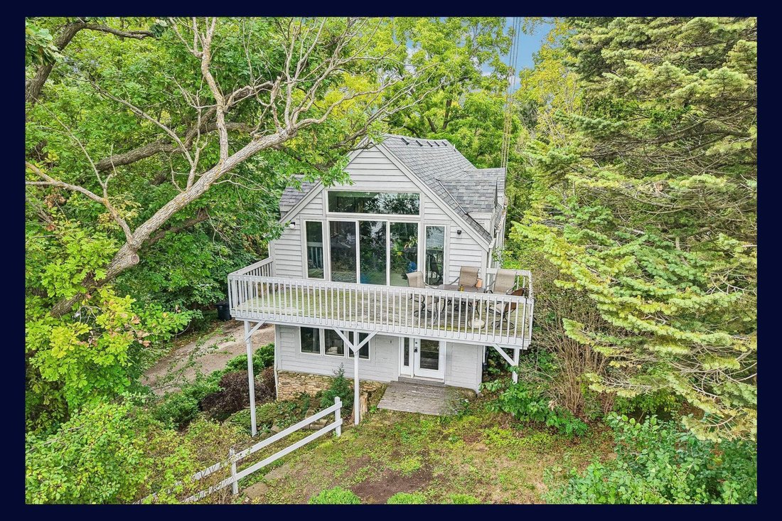 House in Lake Mills, Wisconsin, United States 2 - 18965140