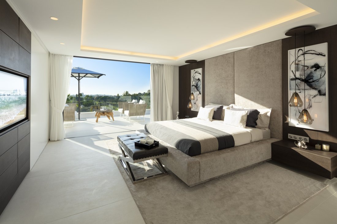 Villa in Puerto Banus, Marbella, Spain 4 - 18974071