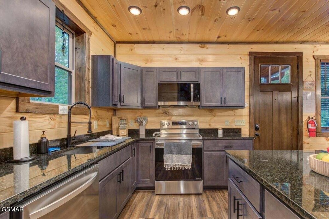 House in Sevierville, Tennessee, United States 4 - 18965151