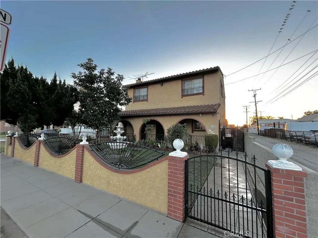 Condo in Monterey Park, California, United States 1 - 18979034