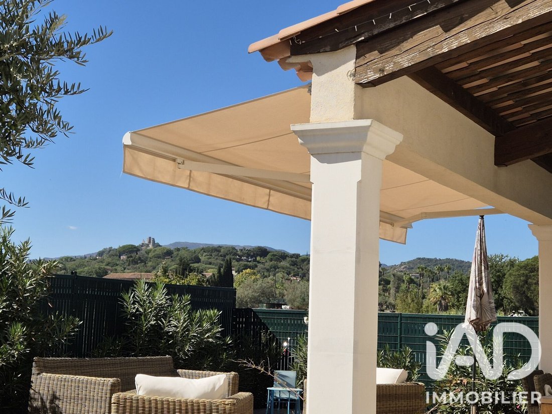 House in Grimaud, Provence-Alpes-Côte d'Azur, France 1 - 18975526