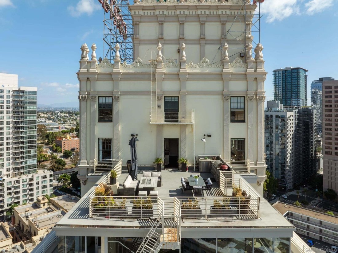 Condo in San Diego, California, United States 2 - 18970672