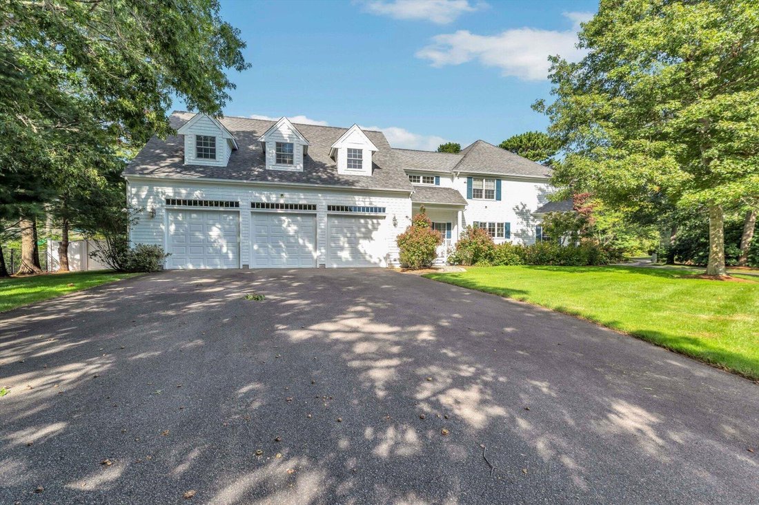 House in Mashpee, Massachusetts, United States 4 - 18969067