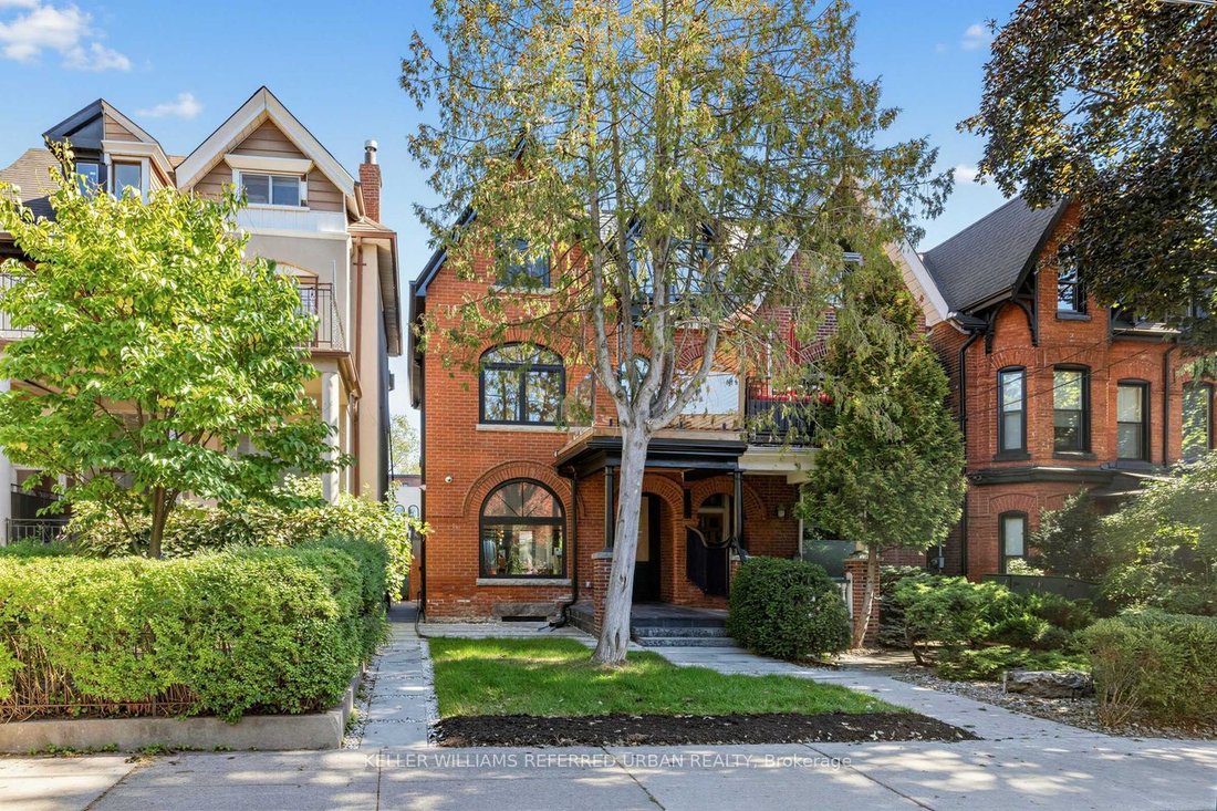 House in Toronto, Ontario, Canada 1 - 18969645