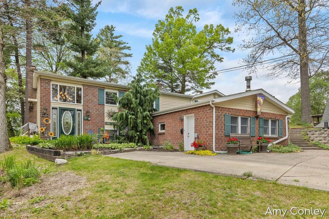 House in Middleville, Michigan, United States 3 - 18965613