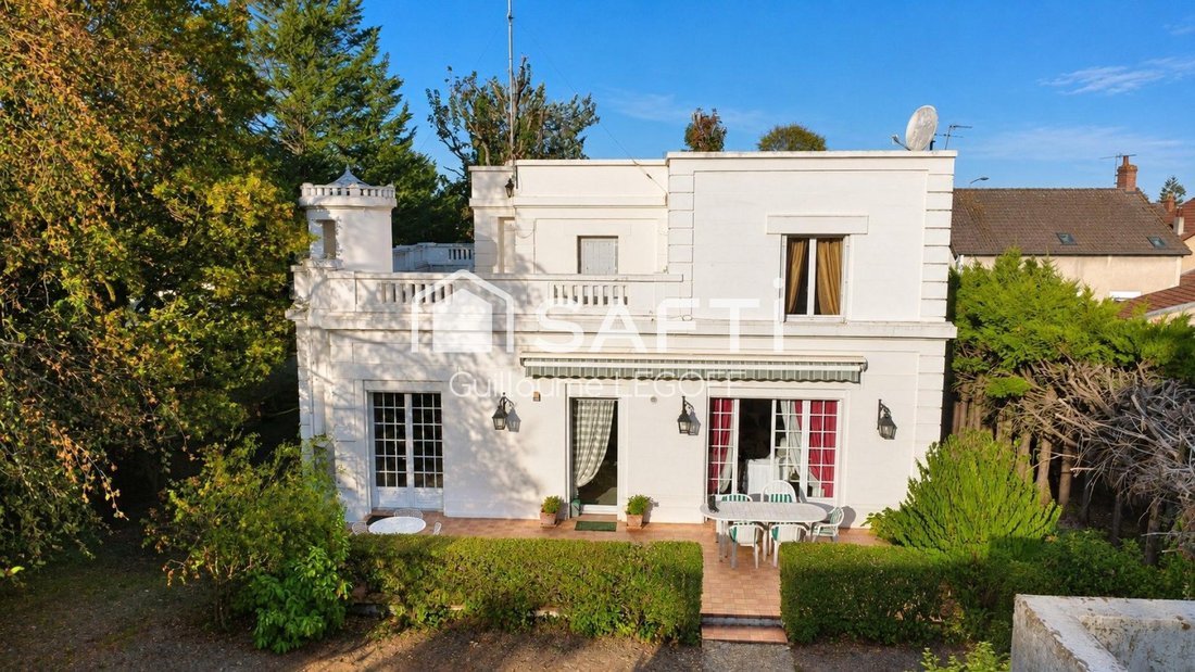 House in Faubourg Saint Martin, Issoudun, France 3 - 18975287