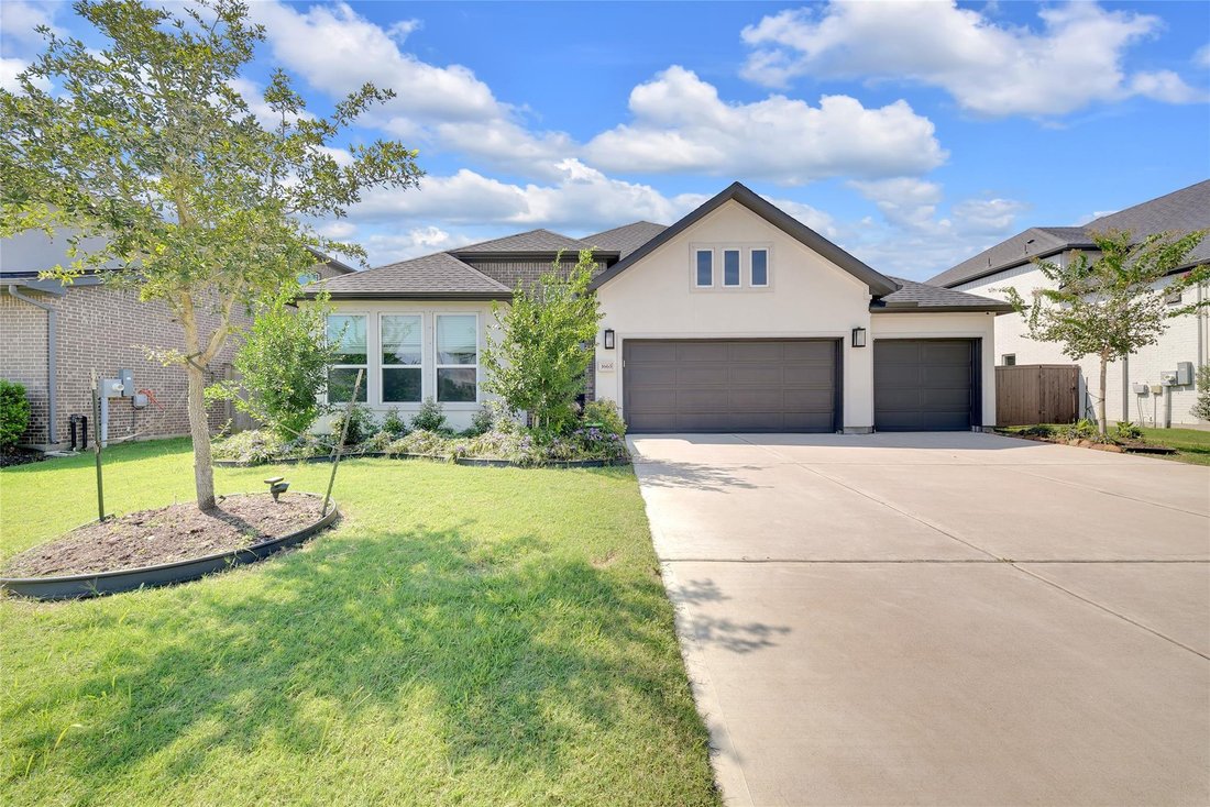 House in Friendswood, Texas, United States 1 - 18970506