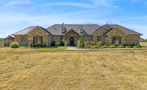 House in Krum, Texas, United States 1