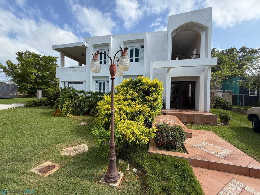 House in Camaceyes, Aguadilla, Puerto Rico 1 - 18976267