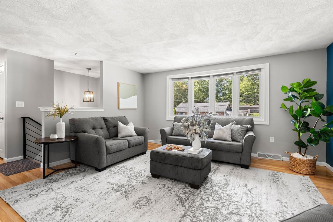 House in Burlington, Massachusetts, United States 1 - 18967786