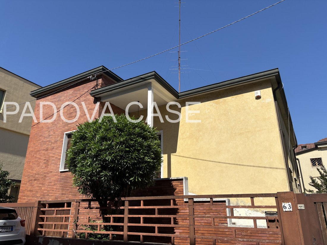 House in Portello - Ospedali, Padua, Italy 1 - 18978262