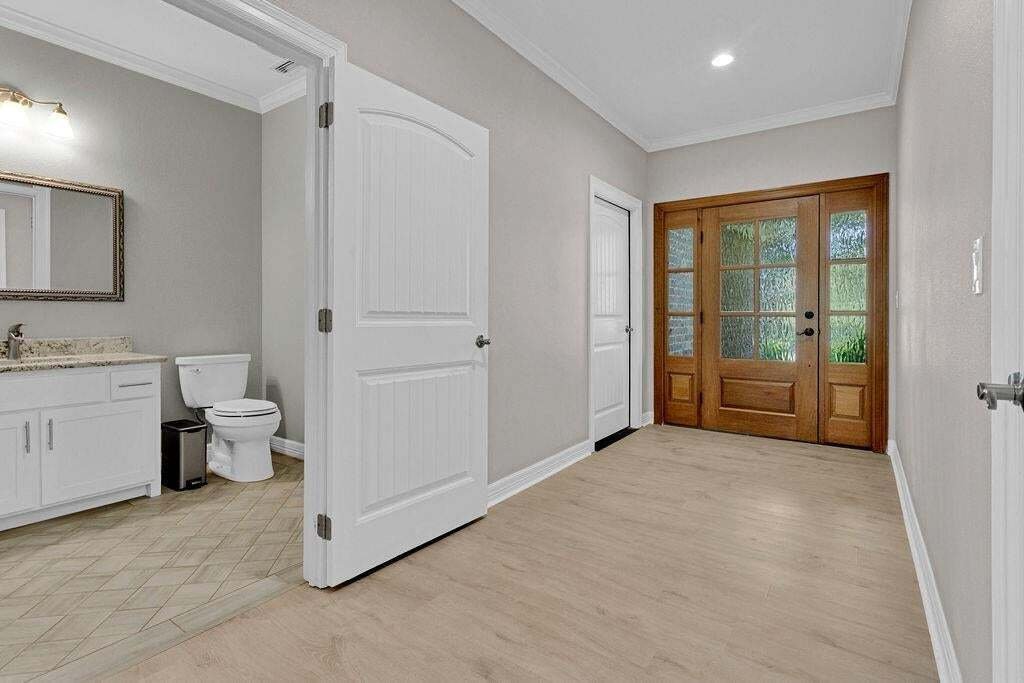 House in Mineola, Texas, United States 2 - 18970472
