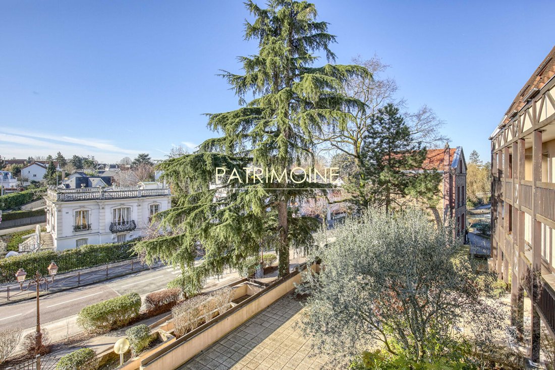 Apartment in Centre Ville-Tour du Lac, Enghien-les-Bains, France 5 - 18980870