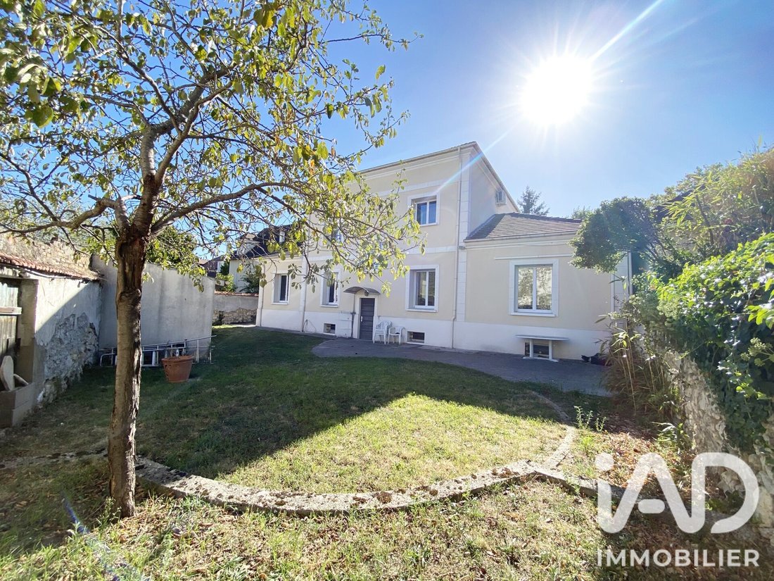 House in Centre Ancien, Bry-sur-Marne, France 3 - 18975475