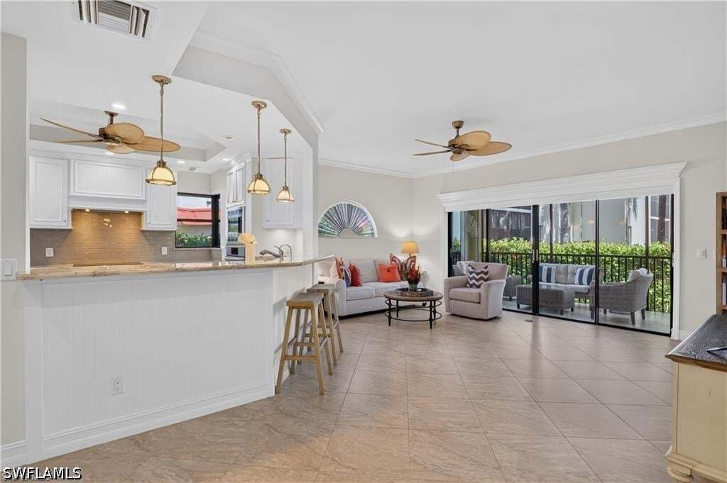 Condo in Naples, Florida, United States 3 - 18976099