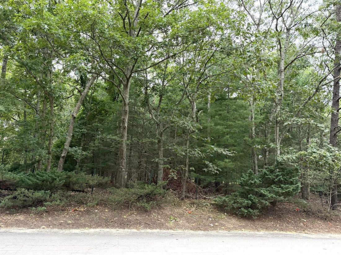 Land in East Hampton, New York, United States 1 - 18981380