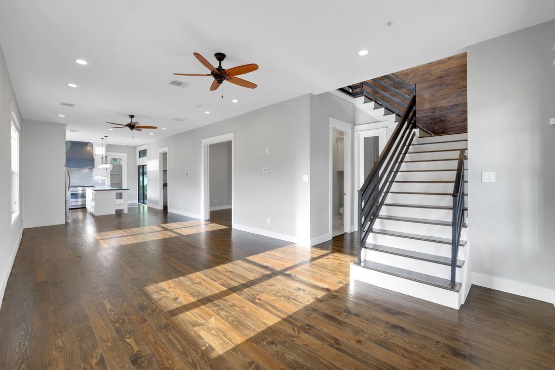 House in Houston, Texas, United States 3 - 18965609