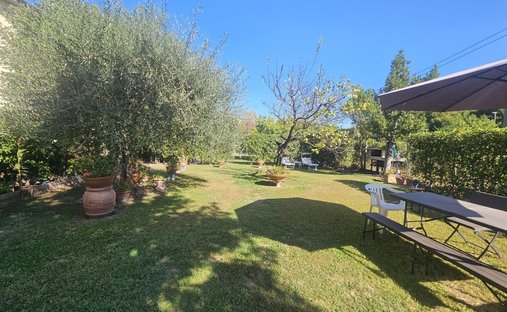 Casa di campagna a Pisa, Toscana, Italia 1
