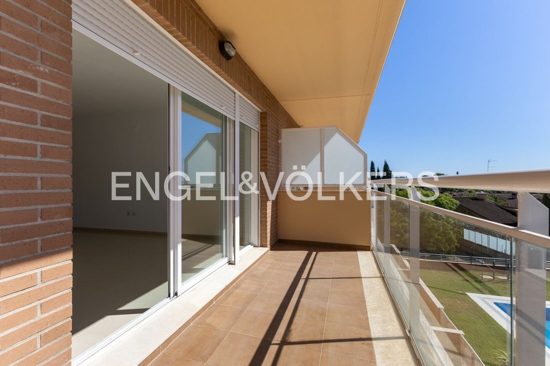 Penthouse in Campo Olivar, Godella, Valencian Community 1 - 18971471