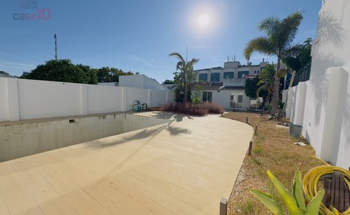 House in Montijo e Afonsoeiro, Setubal, Portugal 1