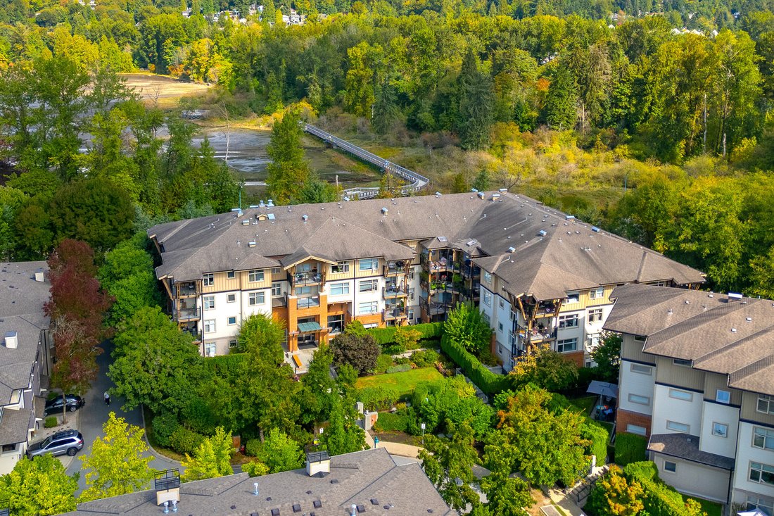 Condo in Port Moody, British Columbia, Canada 2 - 18974394