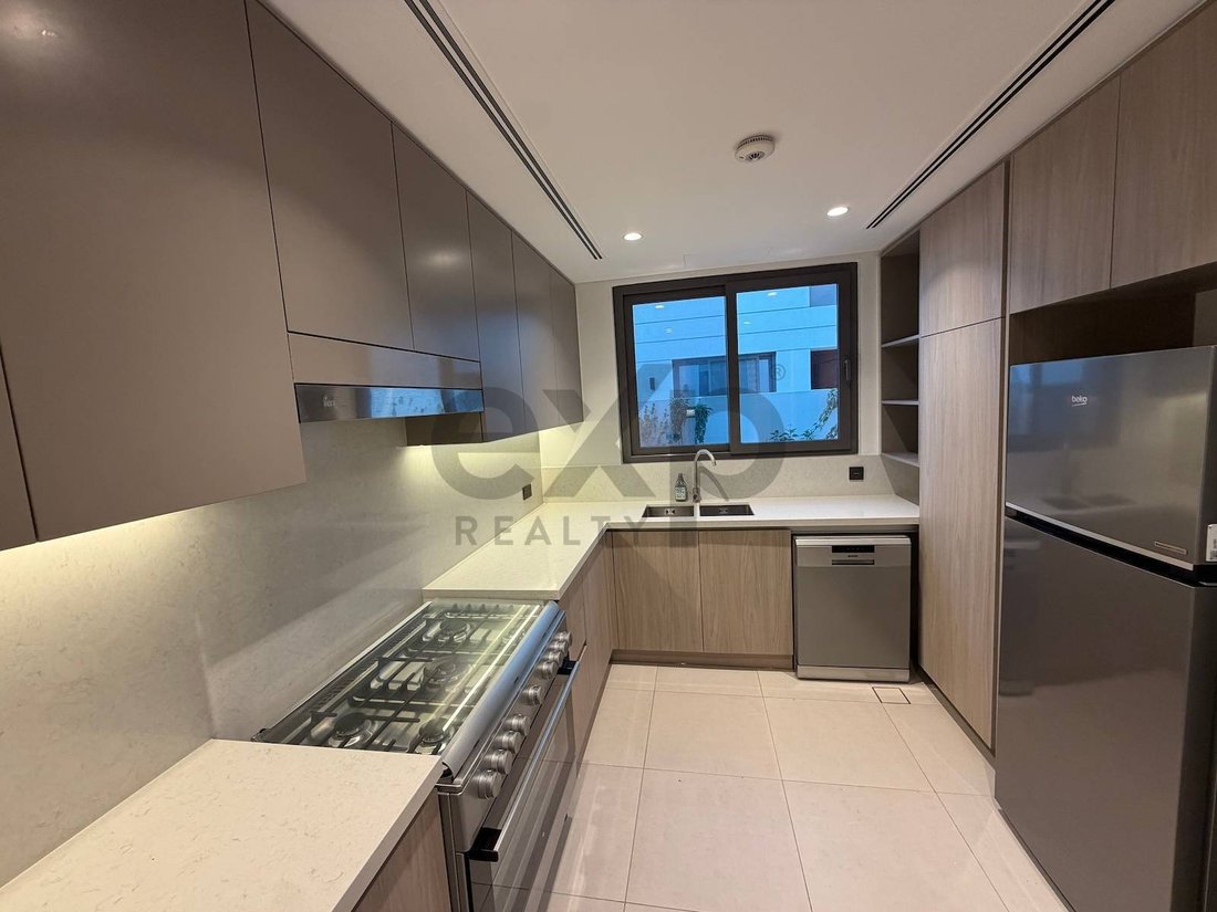 Villa in Tilal Al Ghaf, Dubai, United Arab Emirates 4 - 18965692