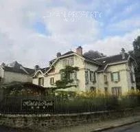 House in Milon-la-Chapelle, Ile-de-France, France 1 - 18966274