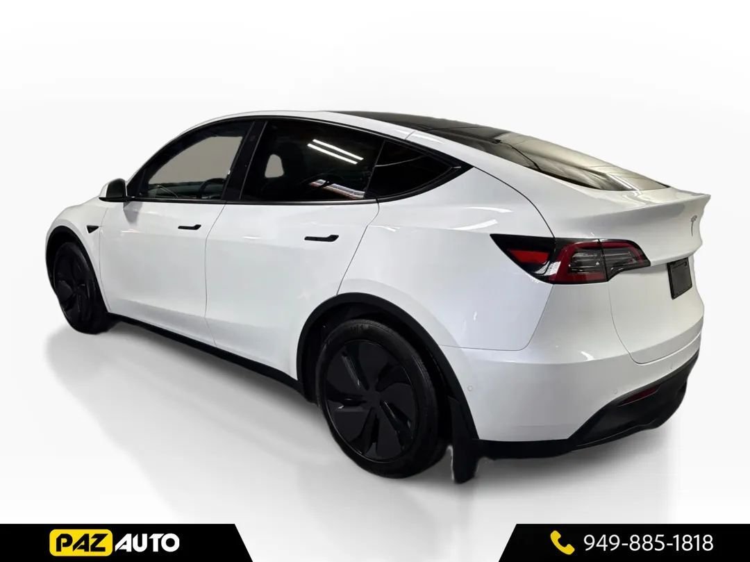 Suv in Laguna Hills, CA, United States 3 - 18971648