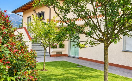 Villa in Mirteto, Massa, Tuscany 1