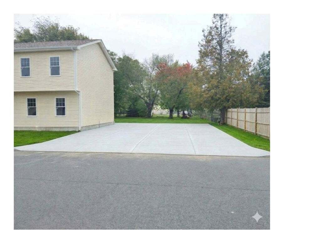 House in East Providence, Rhode Island, United States 4 - 18977487
