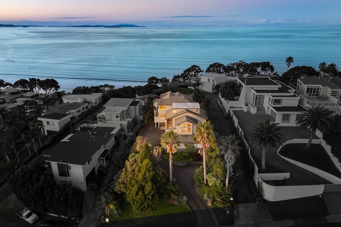 House in Red Beach, Auckland, New Zealand 1 - 18397896