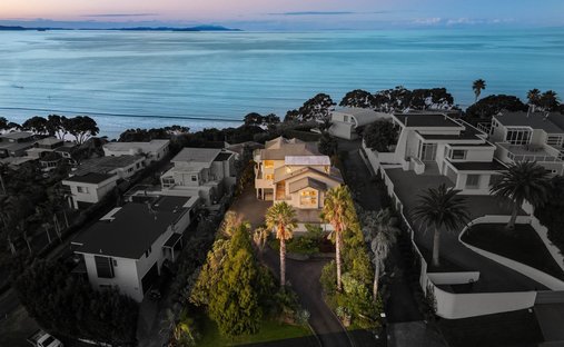 House in Red Beach, Auckland, New Zealand 1