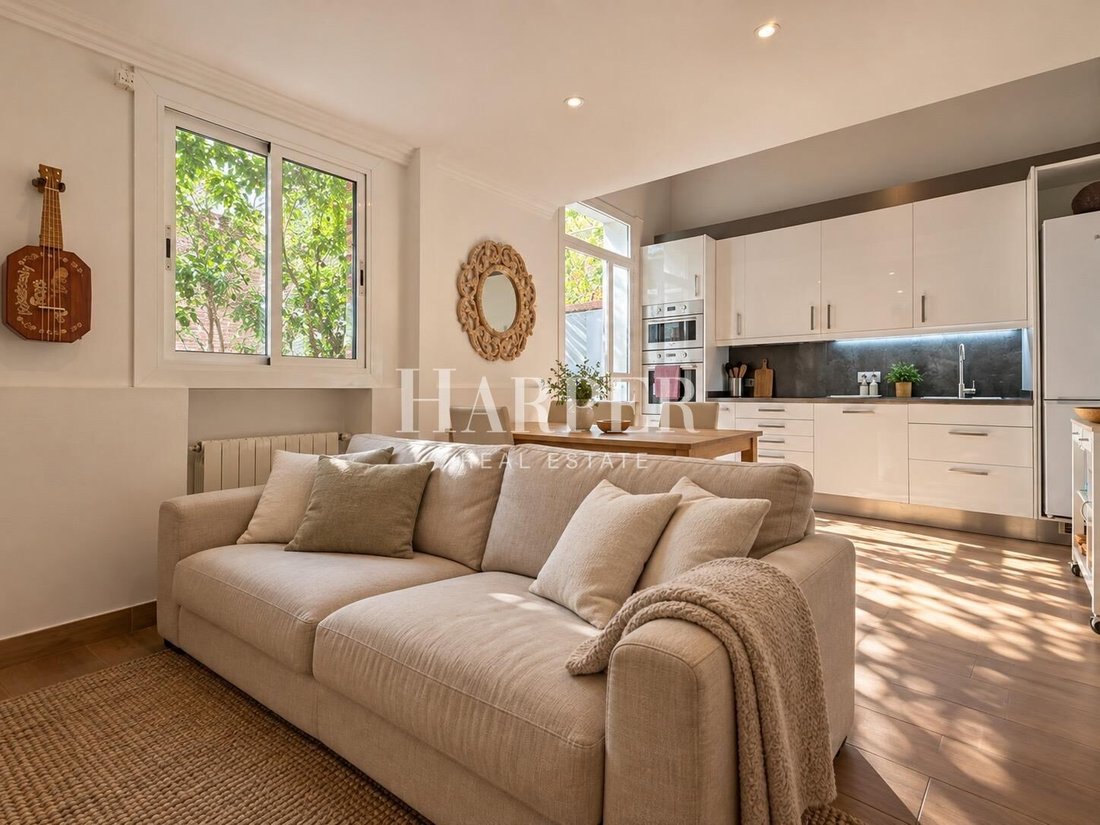 Apartment in Eixample, Barcelona, Spain 3 - 18969514