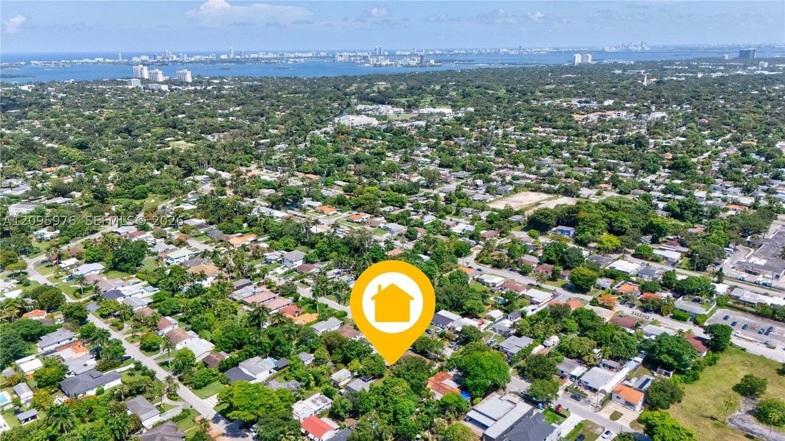 House in Miami, Florida, United States 5 - 18969773