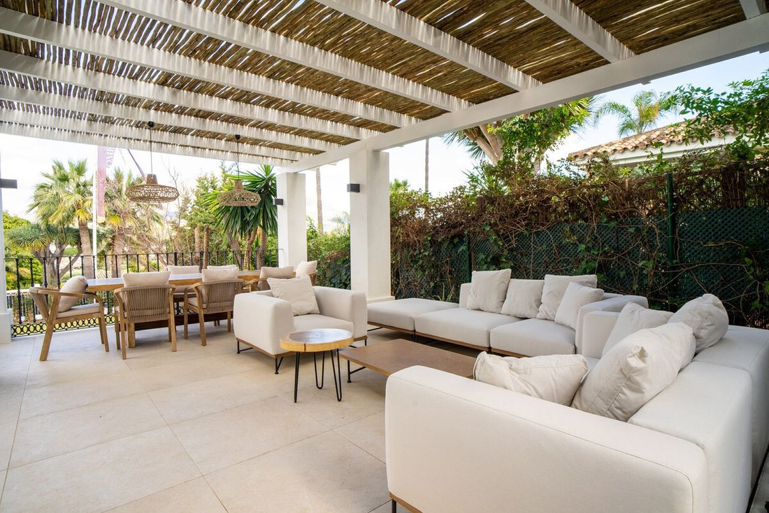 Villa in Nueva Andalucia, Marbella, Spain 2 - 18980642