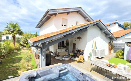 House in Bassussarry, Nouvelle-Aquitaine, France 1