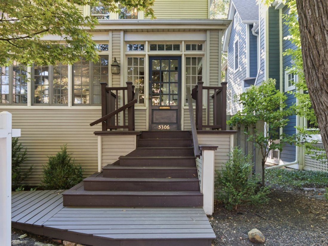 House in Chicago, Illinois, United States 2 - 18972613