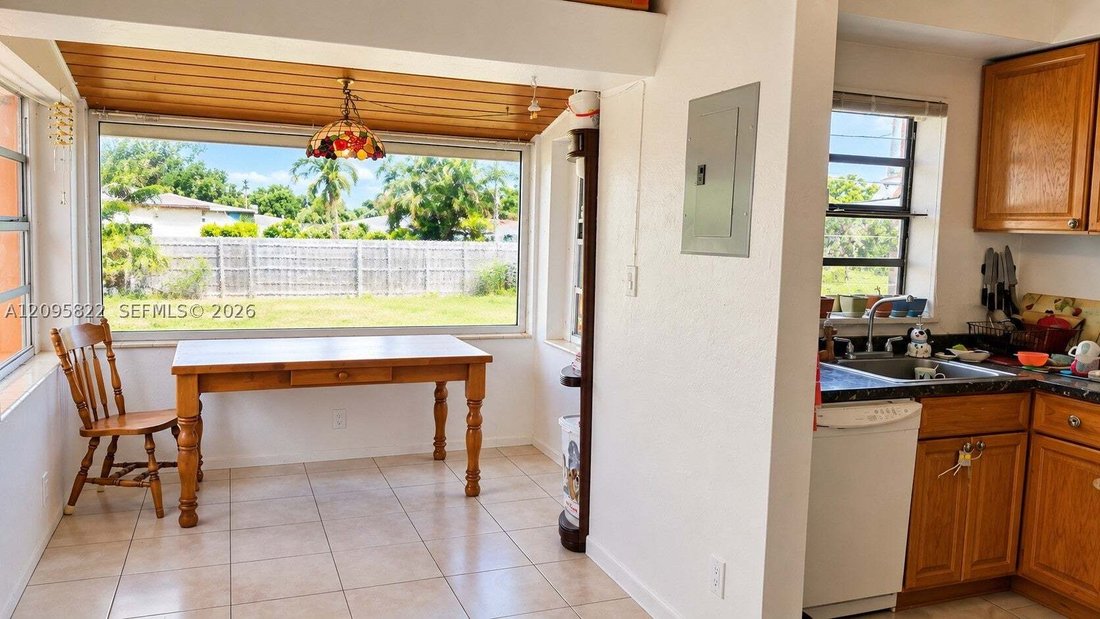 House in Hollywood, Florida, United States 5 - 18969791