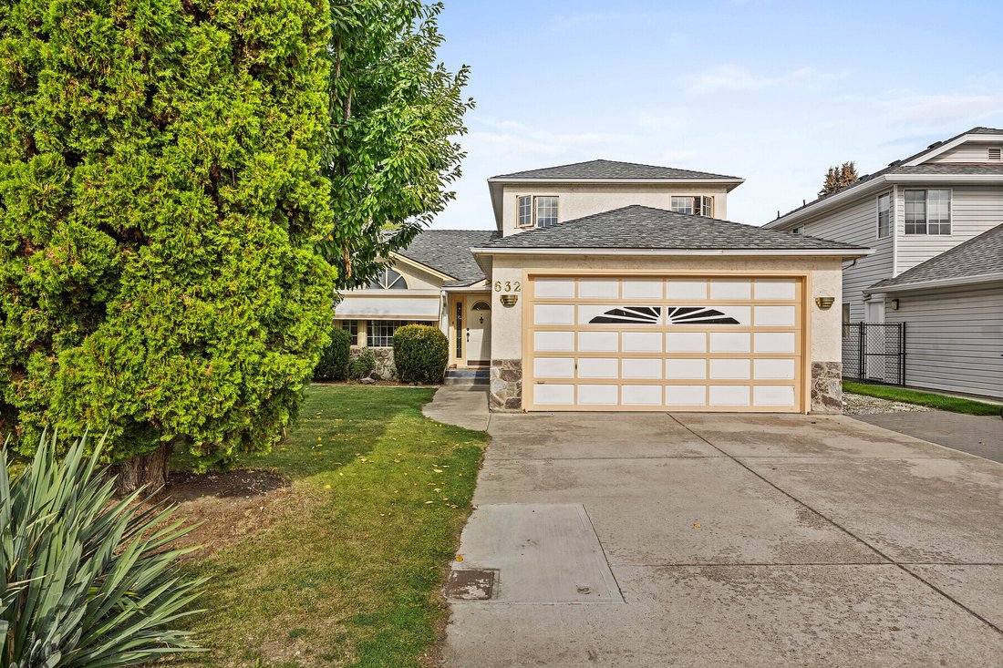 House in Kelowna, British Columbia, Canada 3 - 18970719