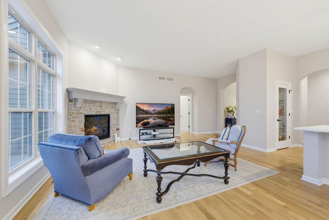 Condo in Okauchee Lake, Wisconsin, United States 5 - 18976088