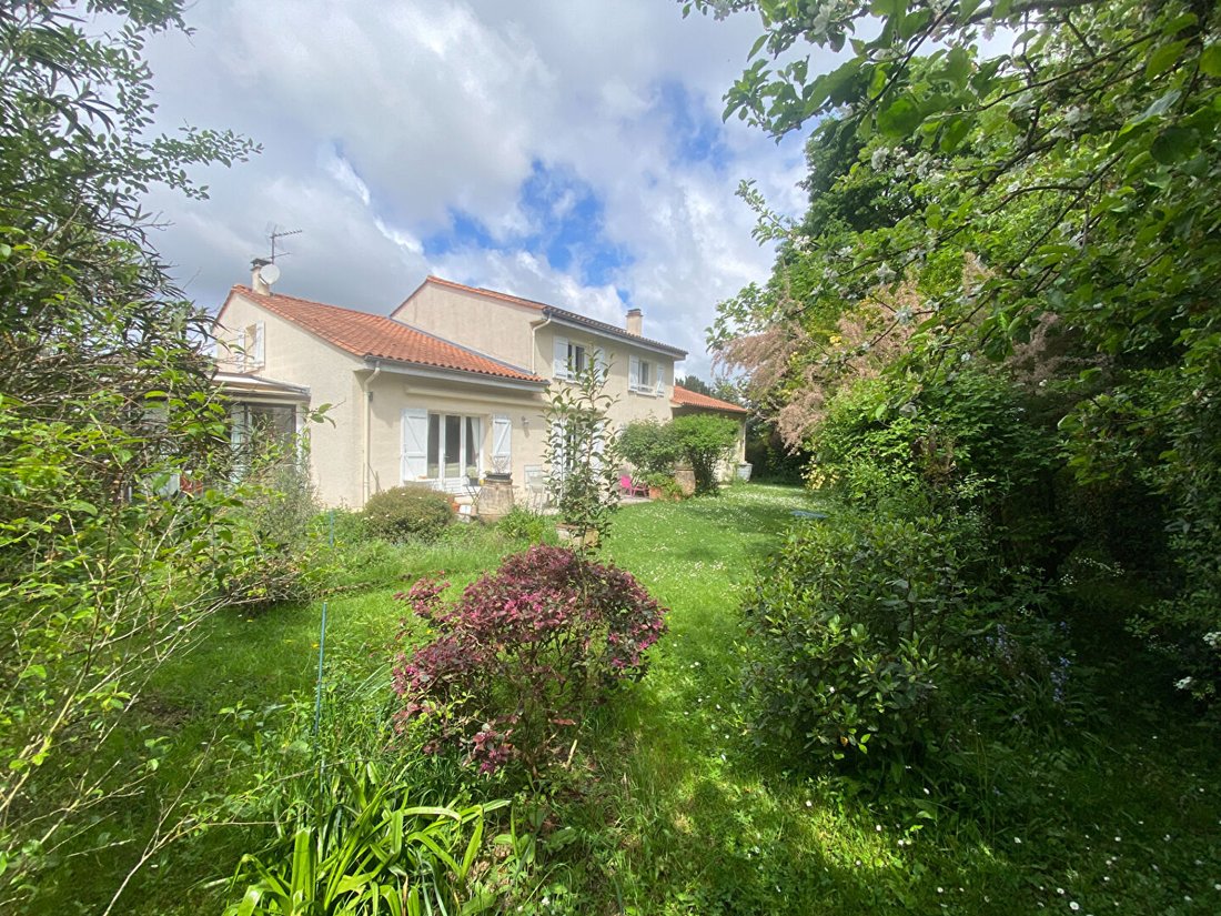 Villa in Migron, Eysines, France 1 - 18980864