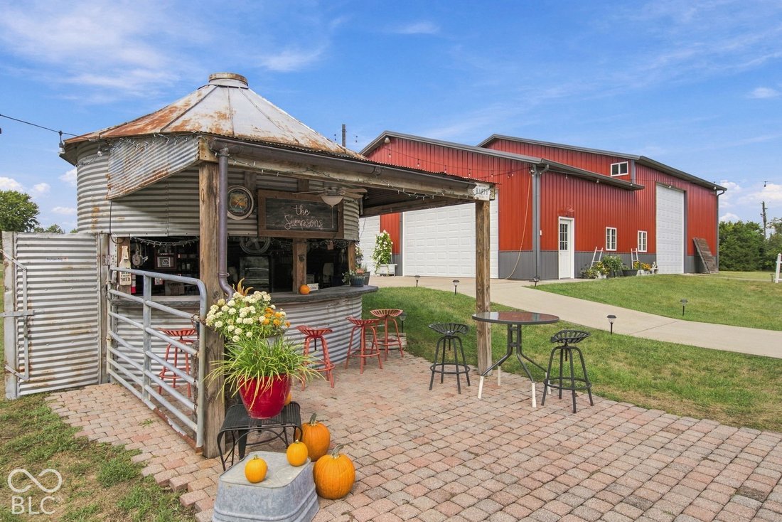 House in Brazil, Indiana, United States 5 - 18968540