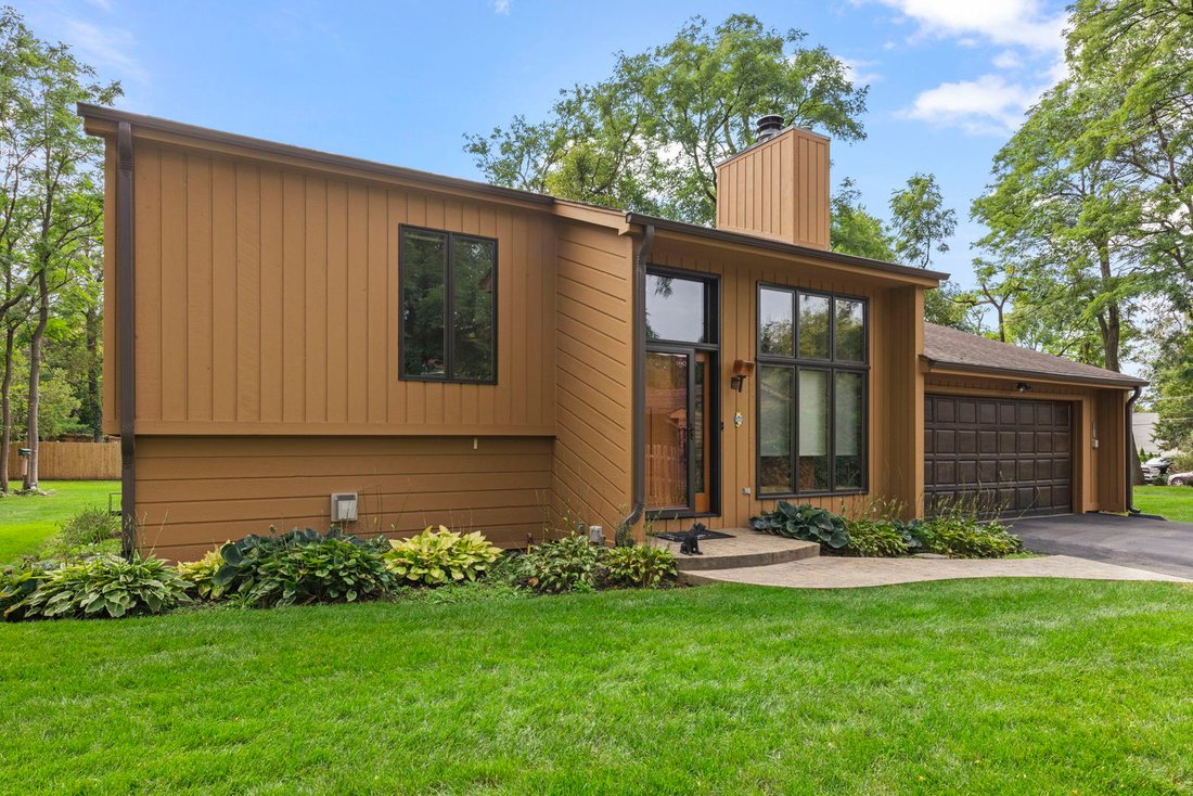 House in Warrenville, Illinois, United States 2 - 18975008